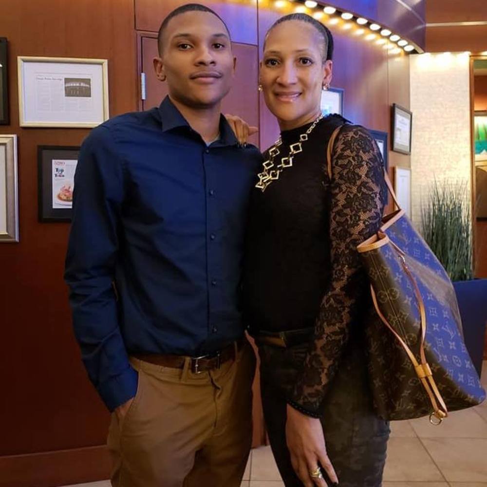 Meet your Posher, Tera